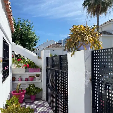 -patio Andaluz- Appartement Marbellac